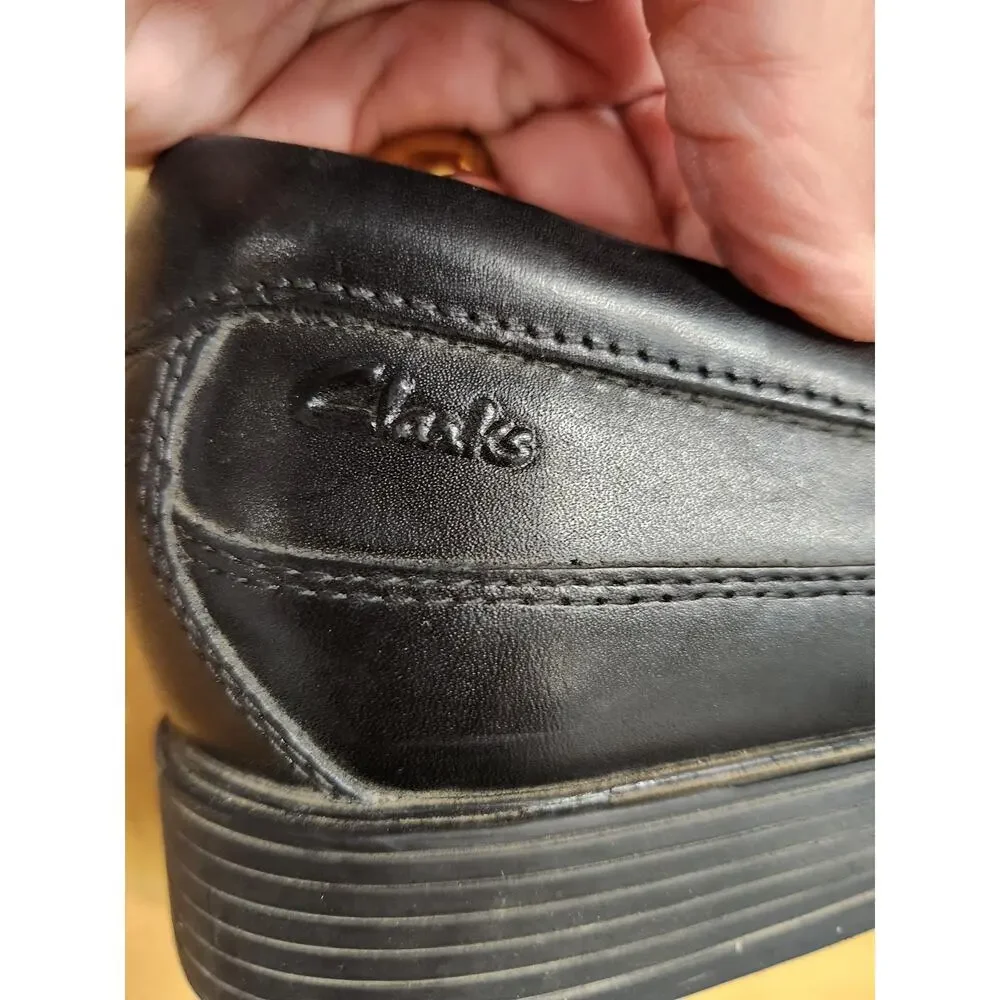 Clarks Collection Men's Black Slip On Loafers Dress Shoes Size 9